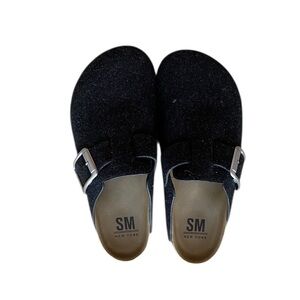 SM New York Winter Clogs